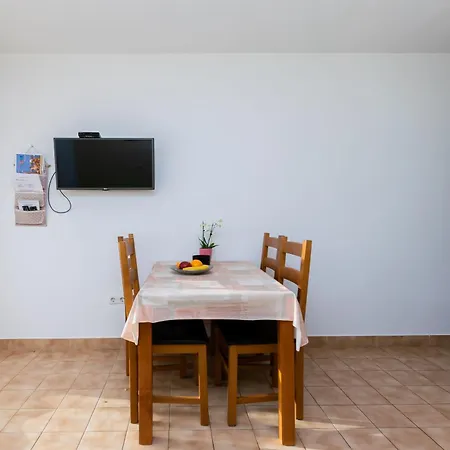 Apartament Frankica Palit