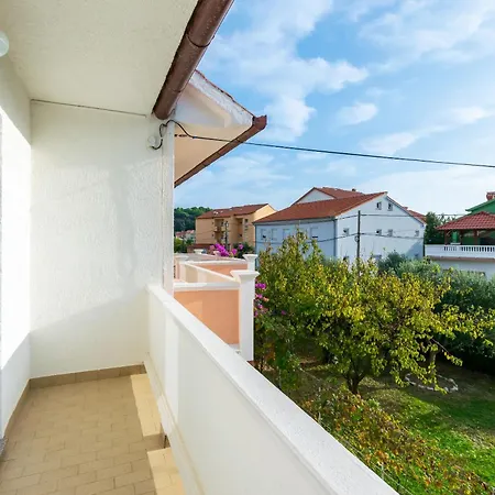 Apartament Frankica