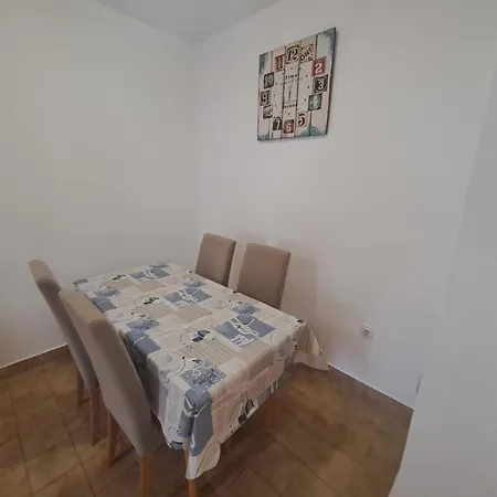 Frankica 아파트